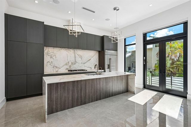 8103 N RIVER SHORE DRIVE, Tampa, FL 33604