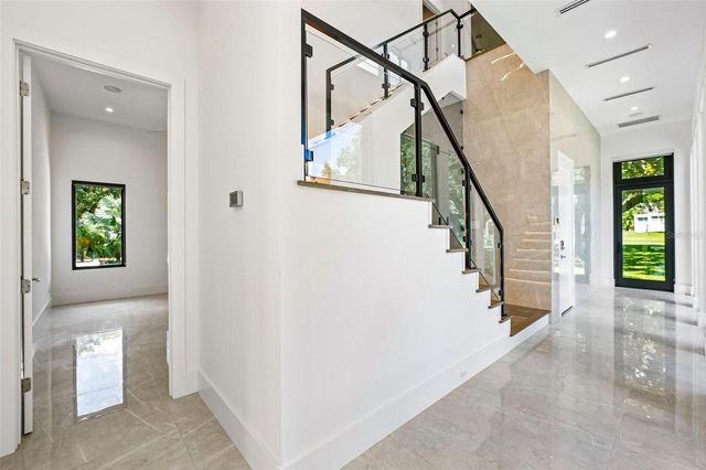 8103 N RIVER SHORE DRIVE, Tampa, FL 33604