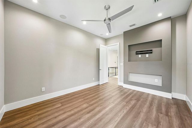 8103 N RIVER SHORE DRIVE, Tampa, FL 33604