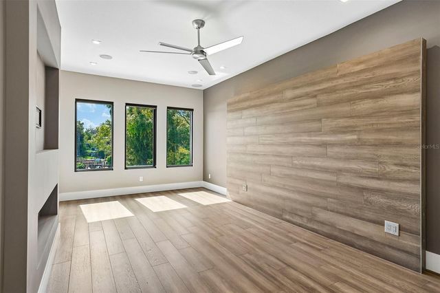 8103 N RIVER SHORE DRIVE, Tampa, FL 33604