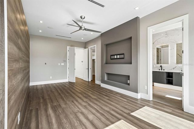8103 N RIVER SHORE DRIVE, Tampa, FL 33604