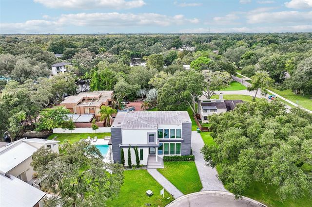8103 N RIVER SHORE DRIVE, Tampa, FL 33604