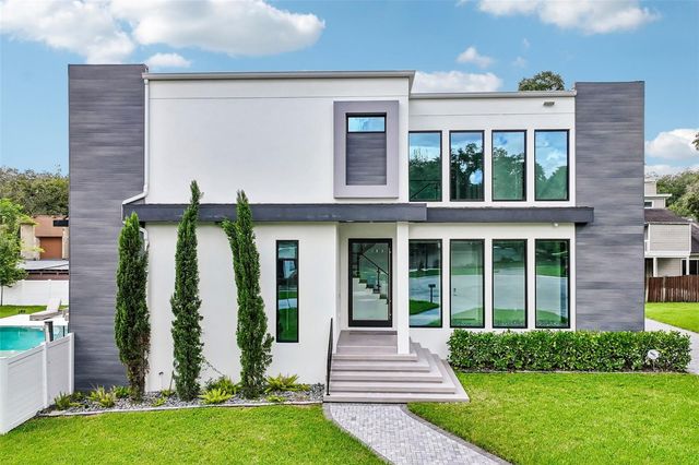 8103 N RIVER SHORE DRIVE, Tampa, FL 33604