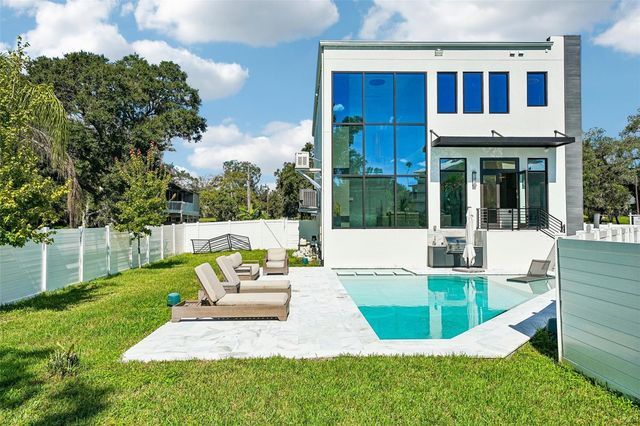 8103 N RIVER SHORE DRIVE, Tampa, FL 33604