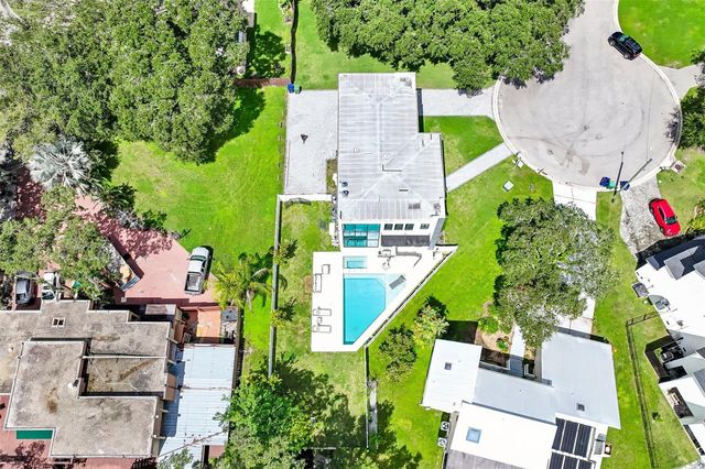 8103 N RIVER SHORE DRIVE, Tampa, FL 33604