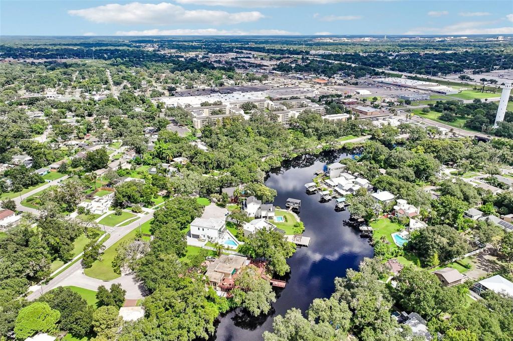 Image 2 of property listing at 8103 N RIVER SHORE DRIVE, Tampa, FL 33604