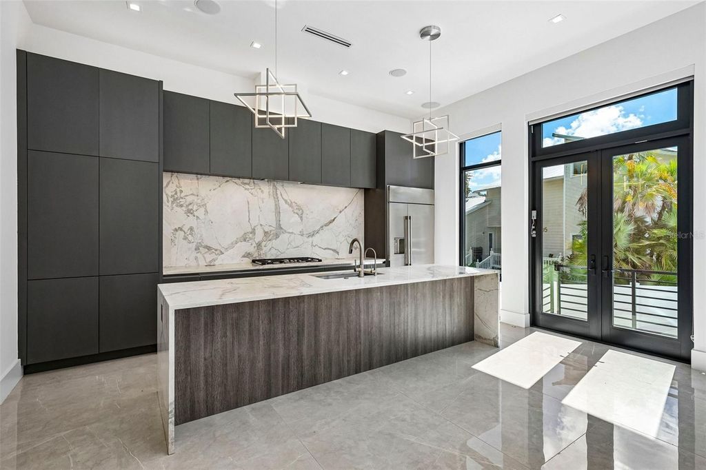 Image 13 of property listing at 8103 N RIVER SHORE DRIVE, Tampa, FL 33604