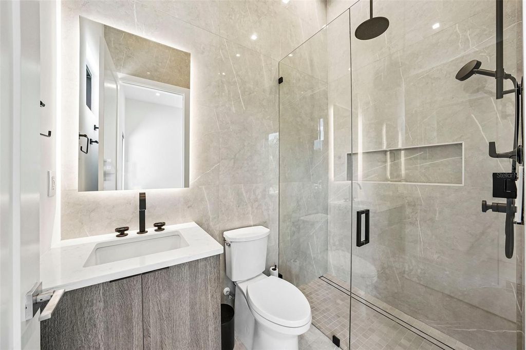 Image 57 of property listing at 8103 N RIVER SHORE DRIVE, Tampa, FL 33604