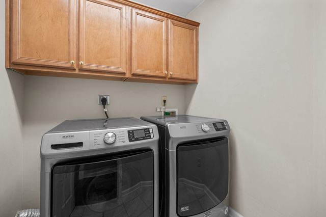 3904 BLUE SHORE CV, Lakeland, TN 38002