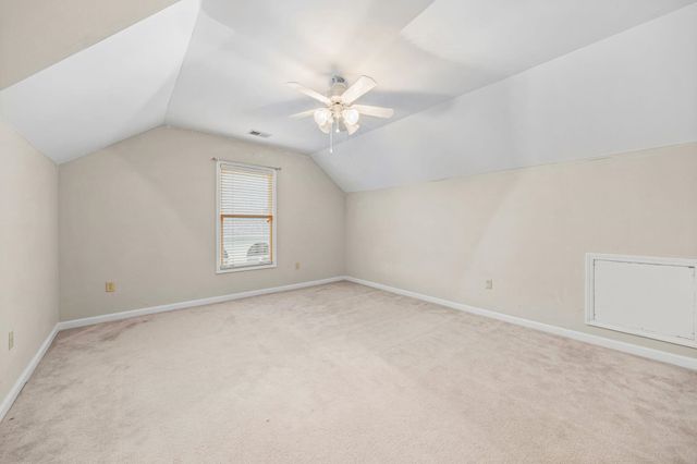 3904 BLUE SHORE CV, Lakeland, TN 38002