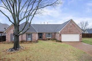 3904 BLUE SHORE CV, Lakeland, TN 38002