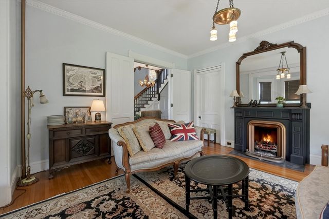 33 Gilbert St, North Brookfield, MA 01535