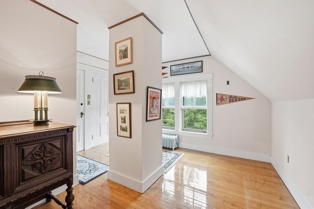 33 Gilbert St, North Brookfield, MA 01535