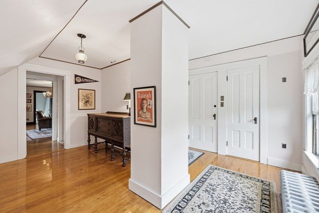33 Gilbert St, North Brookfield, MA 01535