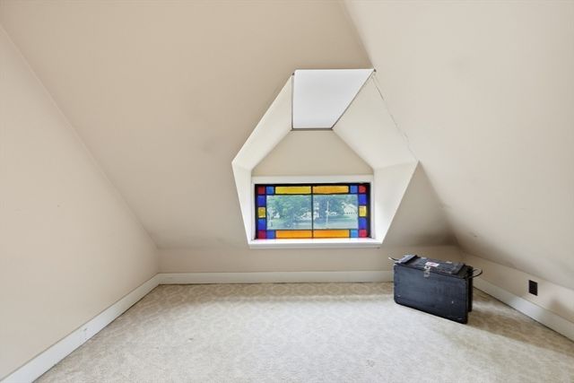 33 Gilbert St, North Brookfield, MA 01535