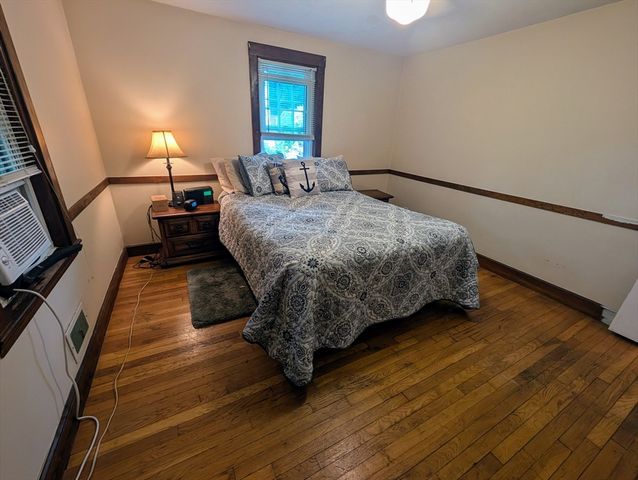 102 Sanford St, Melrose, MA 02176