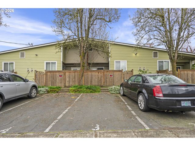 7302 N NEW YORK Ave, Portland, OR 97203