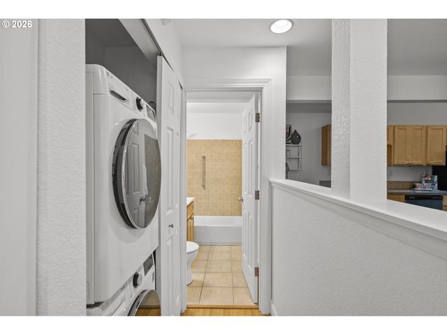 7302 N NEW YORK Ave, Portland, OR 97203