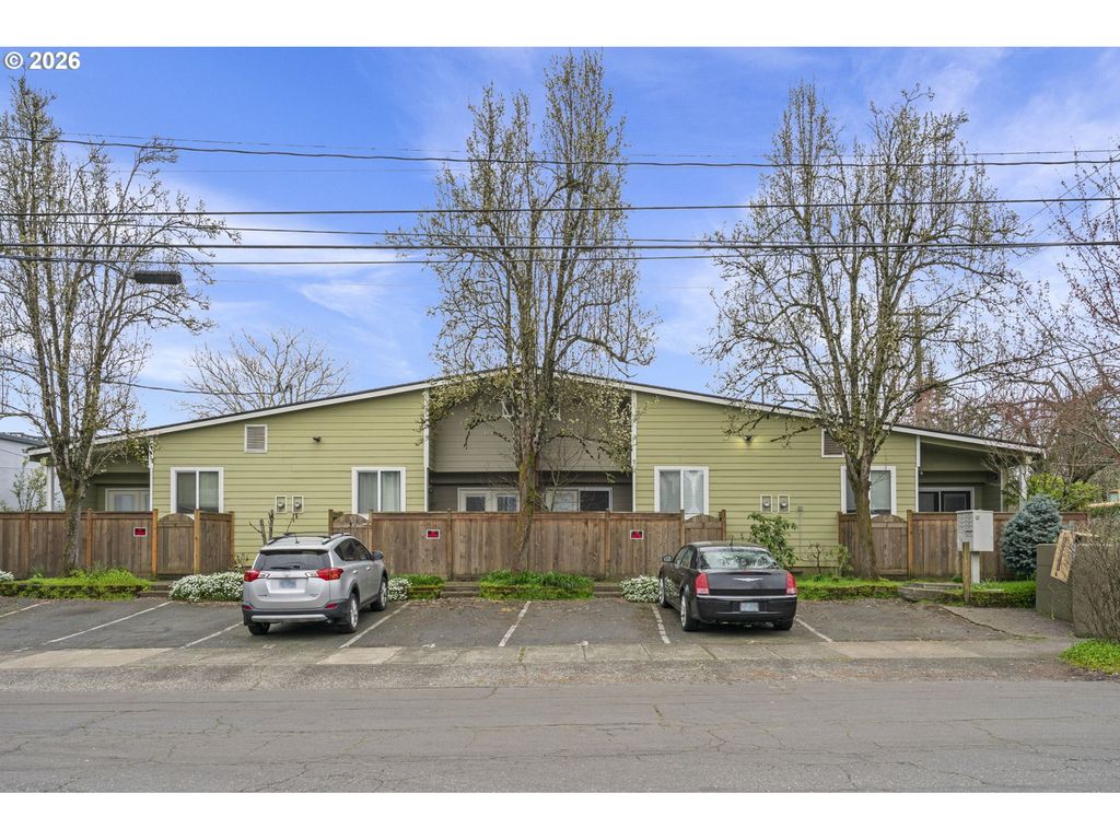 7302 N NEW YORK Ave, Portland, OR 97203