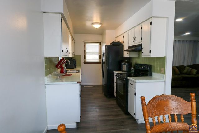 919 Henry St, Emporia, KS 66801