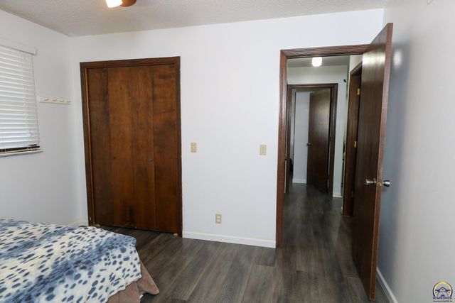 919 Henry St, Emporia, KS 66801