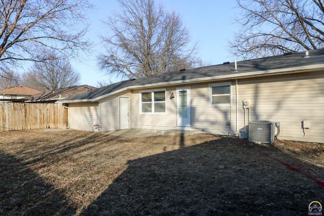 919 Henry St, Emporia, KS 66801