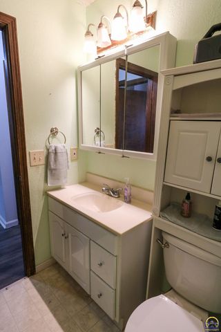 919 Henry St, Emporia, KS 66801