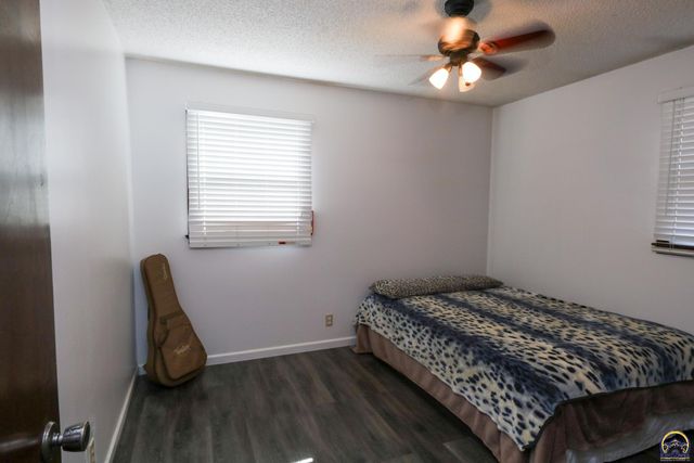 919 Henry St, Emporia, KS 66801