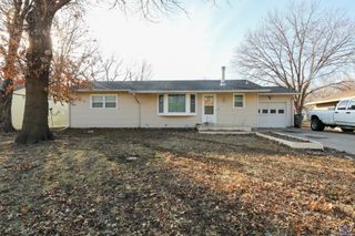 919 Henry St, Emporia, KS 66801