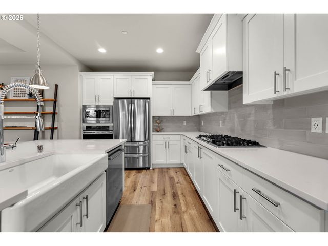 5956 N 86TH Ave, Camas, WA 98607