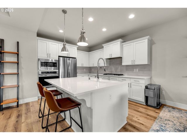 5956 N 86TH Ave, Camas, WA 98607