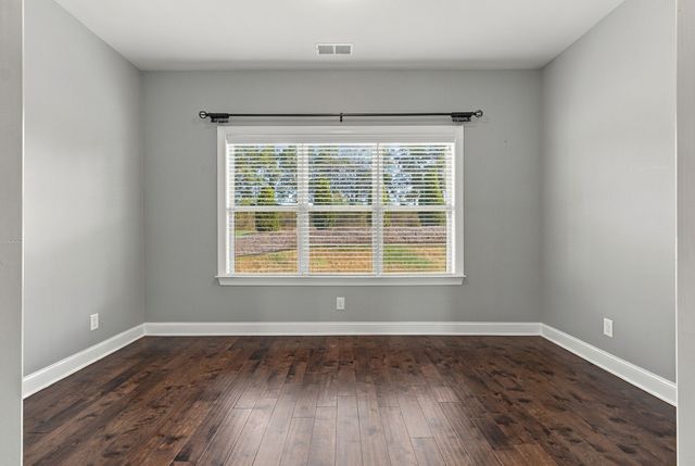 99 Silverstone Ln, Hermitage, TN 37076