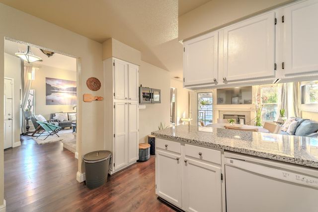 3930 Samos Way, Sacramento, CA 95823