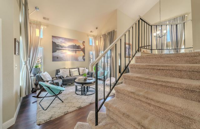 3930 Samos Way, Sacramento, CA 95823