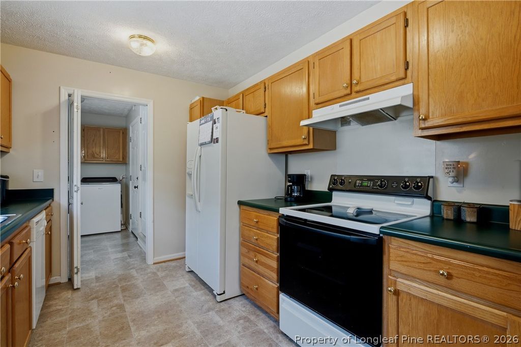 135 Partridge Road, Fayetteville, NC 28306 — photo 17
