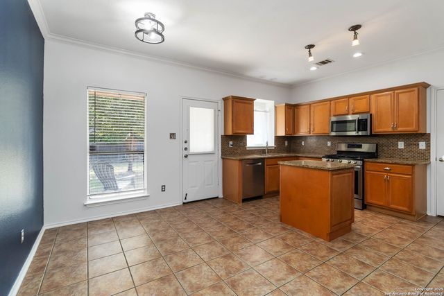 9002 Acorn Forest, San Antonio, TX 78251