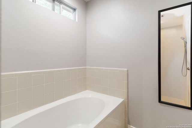 9002 Acorn Forest, San Antonio, TX 78251