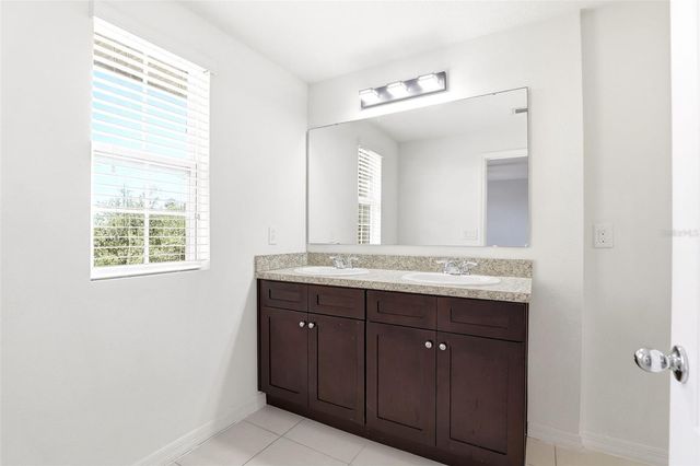 4813 APPLE BLOSSOM LANE, St Cloud, FL 34771