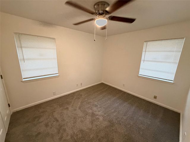 316 Angle Street, Angleton, TX 77515