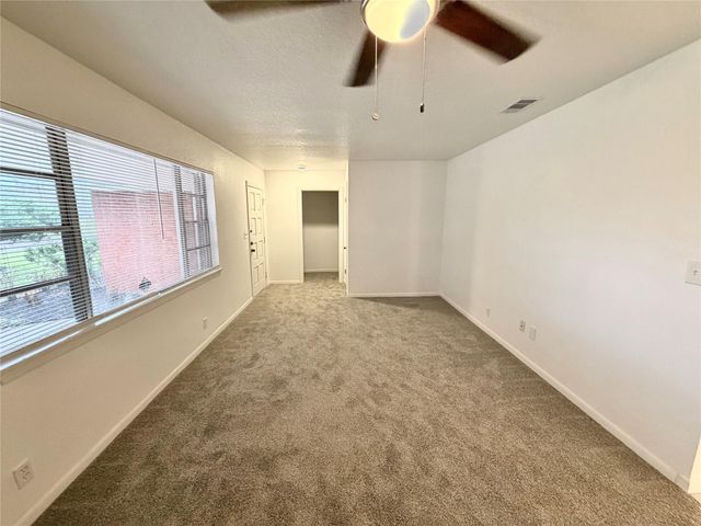 316 Angle Street, Angleton, TX 77515