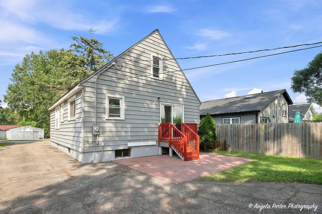 1621 ROUND LAKE Drive, Round Lake Beach, IL 60073
