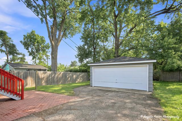 1621 ROUND LAKE Drive, Round Lake Beach, IL 60073