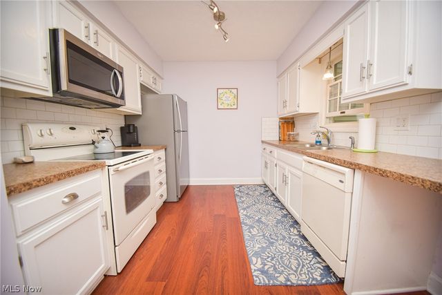 1022 S Court Street, Medina, OH 44256