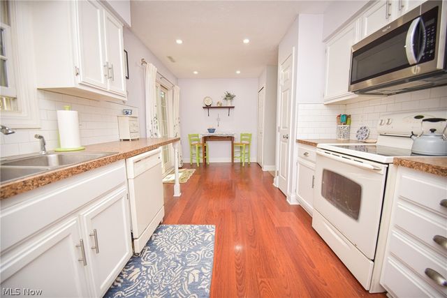 1022 S Court Street, Medina, OH 44256