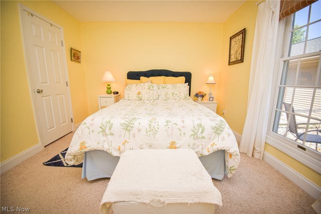1022 S Court Street, Medina, OH 44256