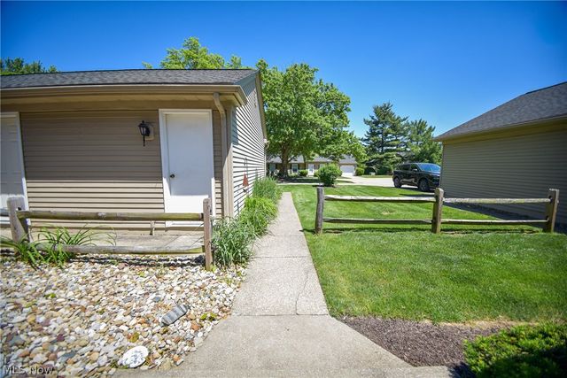 1022 S Court Street, Medina, OH 44256