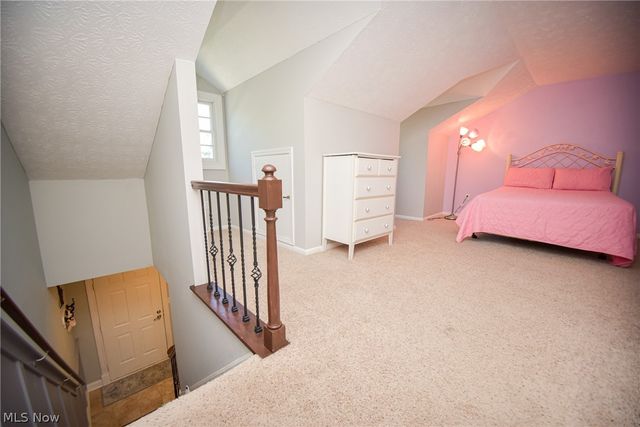1022 S Court Street, Medina, OH 44256