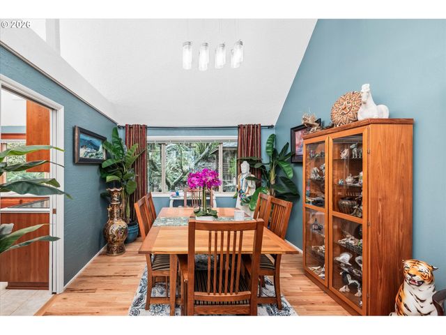 2842 GREENTREE Way, Eugene, OR 97405