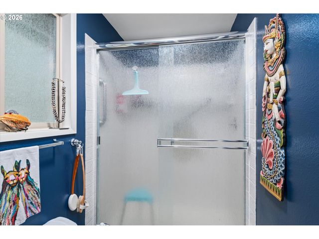 2842 GREENTREE Way, Eugene, OR 97405