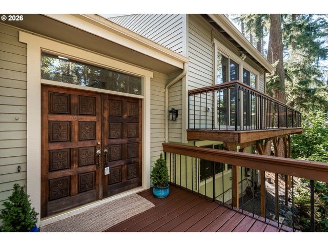 2842 GREENTREE Way, Eugene, OR 97405